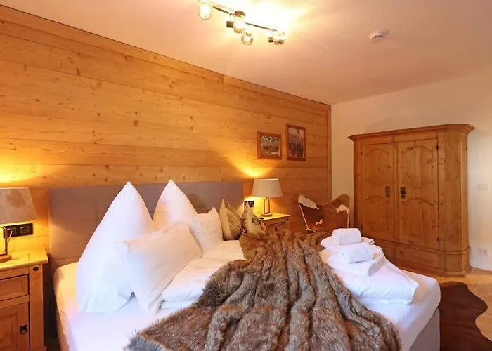'Chalet-Style' ruhige&zentrale 3-Raum-Suite direkt am Kurpark Oberstdorf